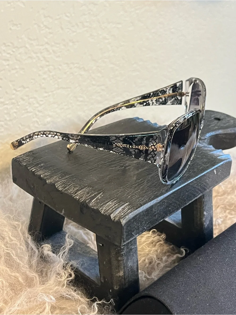 Dolce & Gabbana Black Lace Print Cat-Eye Sunglasses. Brand New Style DG4116